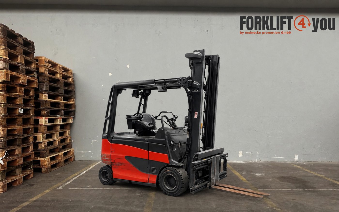 Linde E30 – Heckansicht