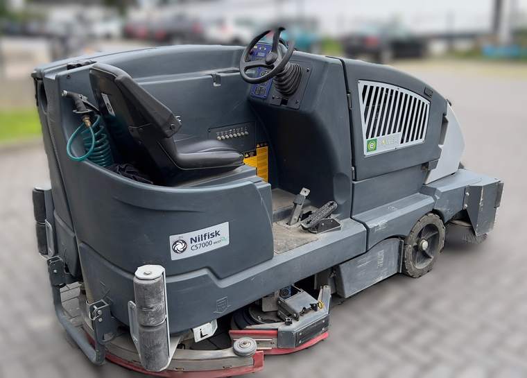 Nilfisk CS7000 – Sitz & Bedienung